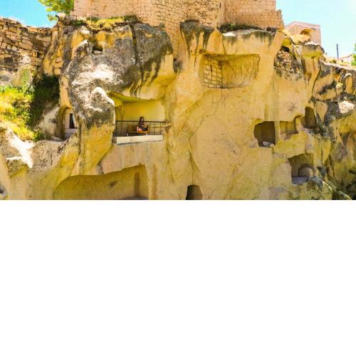 Heritage Cave Suites