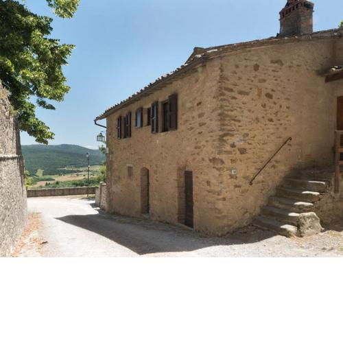Heritage Holiday Home with Fireplace in Pergine Valdarno