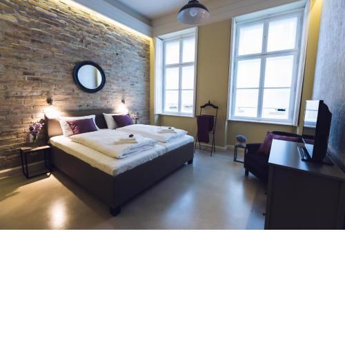 Heritage Home Apartments