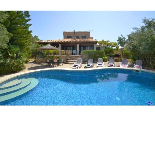 Heritage Mansion in Mancor de la Vall with Private Pool