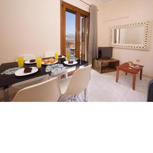 "Hermes" central apartment