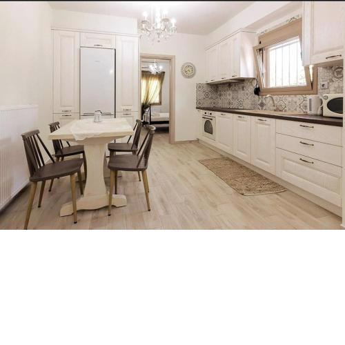 Hersonissos Venus 2 Bedroom House