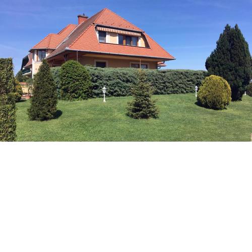 Hevizquelle Apartments