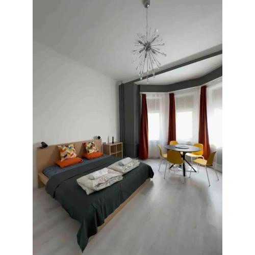 Hi-Bp Amazing & Spacious 3bedroom Apartment in Budapest