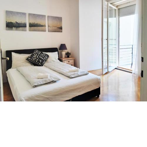 Hi-Bp Gold Rose Apartment with 3 rooms