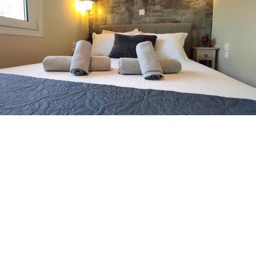Hibiscus Home Aegina