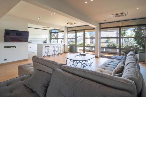 Hidesign Athens Art Loft Penthouse Acropolis View