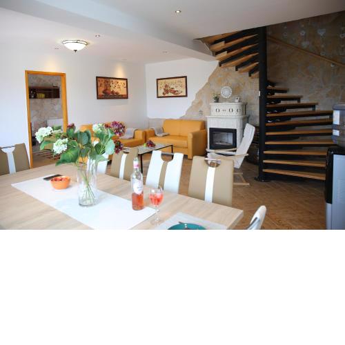 Hillside House Eger