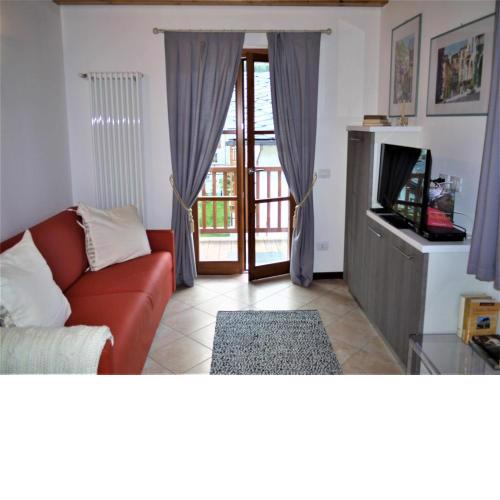 Hilltop apartment in Pr Saint Didier with balcony
