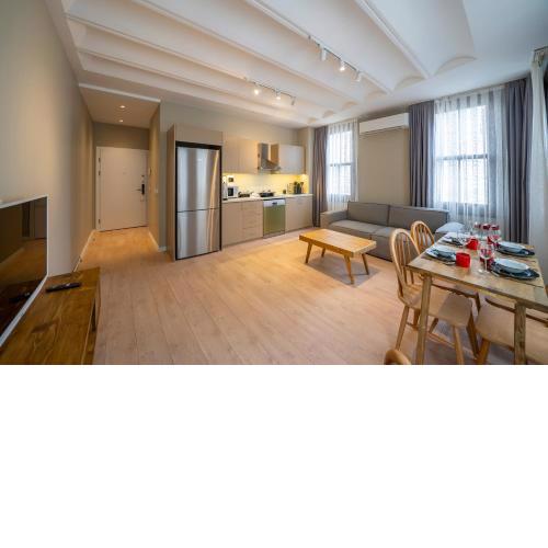 Historic 2 Bedroom Galata Apt-Heart of Istanbul kuledibi 1