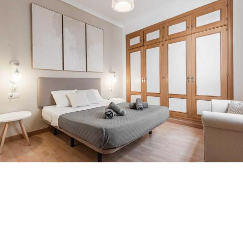 Historic Spacious1BR Apt With Private Patio Free Parking