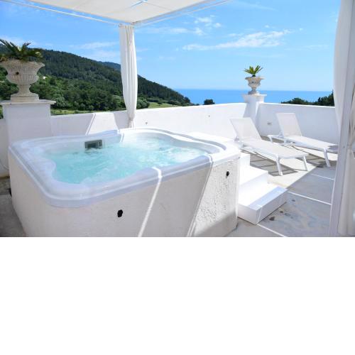 HMO Glamping & Suites in Vignanotica