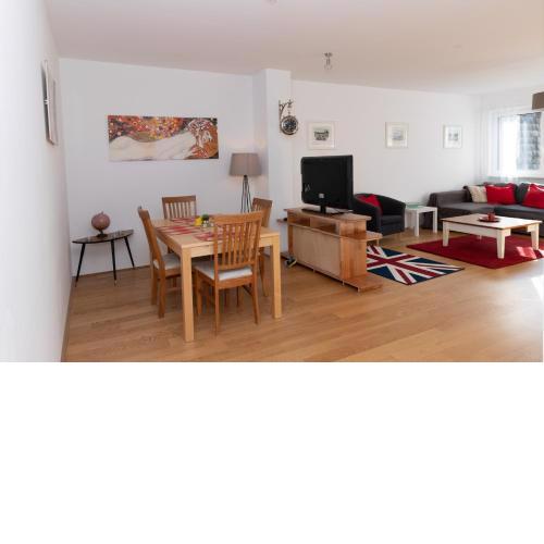 Hoelzlgasse Top 4 Klosterneuburg Apartment