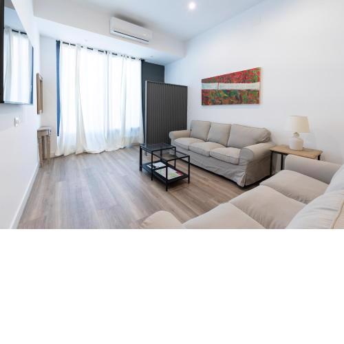 Holi-Rent AT Erillas