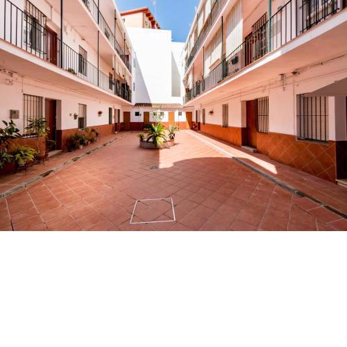 Holi-Rent Salado