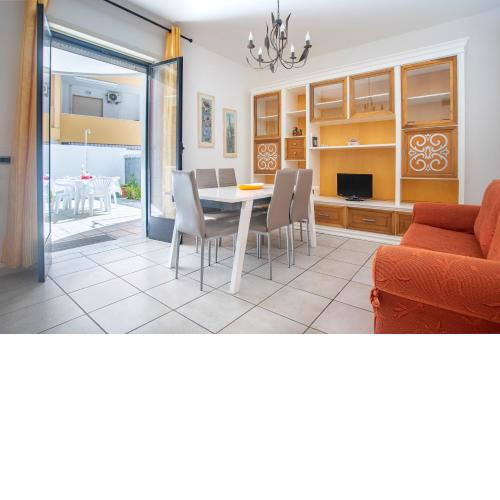 Holiday Apartment - Residence Baia Blu by Diddoi
