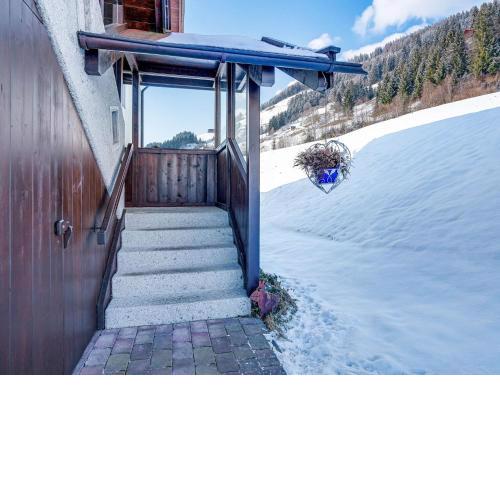 Holiday apartment on a farm in Hollersbach with a dream mountain view