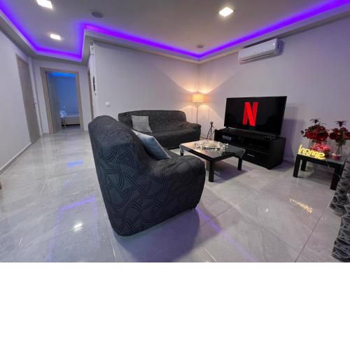 Holiday Base