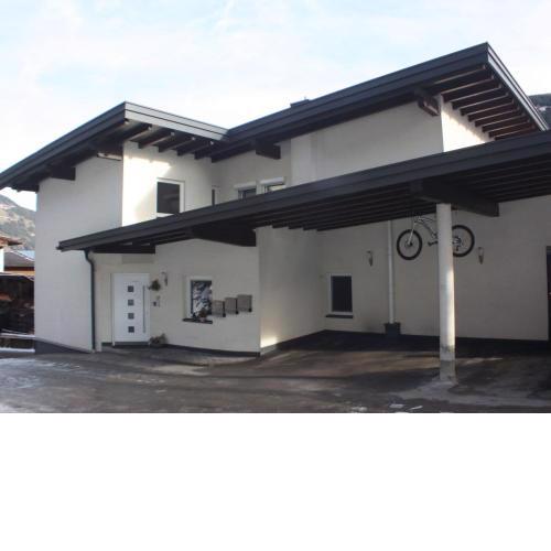 Holiday flat Daniela, Hippach im Zillertal