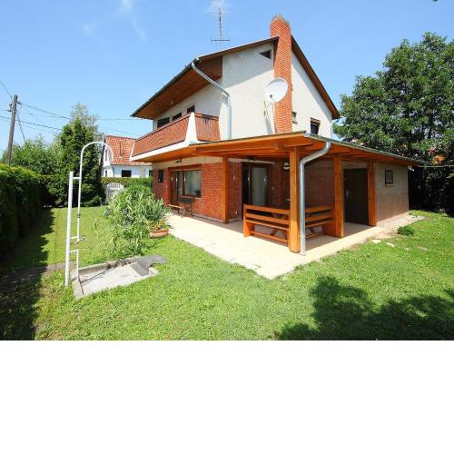 Holiday Home Brico