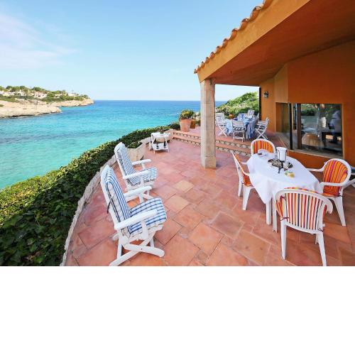 Holiday Home Cala Mendia Sea Views