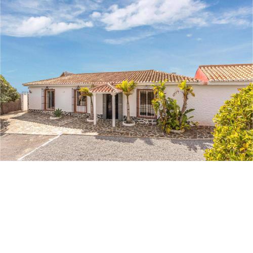 Holiday home Carretera Nacional km