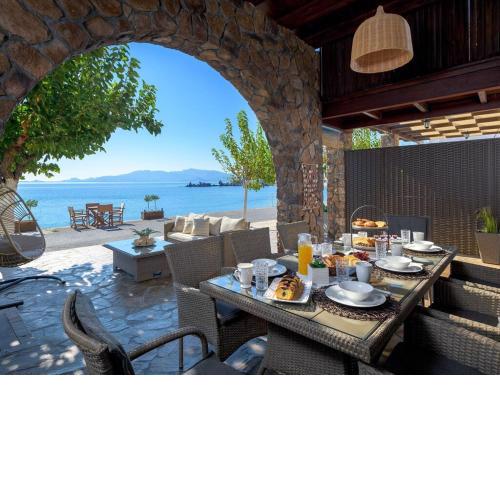 holiday home, Charaki