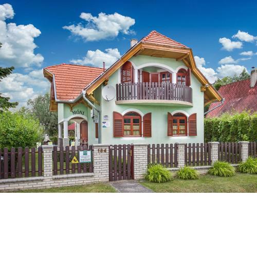 Holiday Home Green