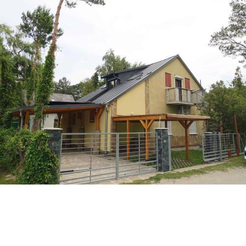 Holiday home in Balatonfenyves 34651