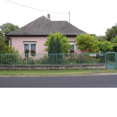 Holiday home in Balatonfenyves 38166