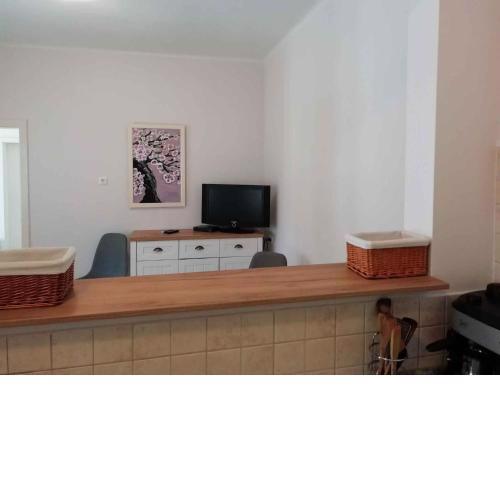 Holiday home in Balatonkeresztur 44078