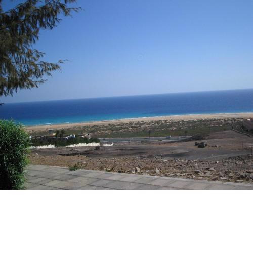 Holiday Home in Jand a with Private Pool at the Golf Course