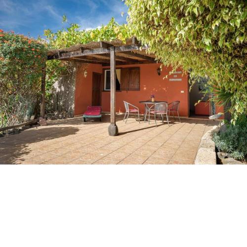 Holiday home in Malpais de Candelaria with swimming pool