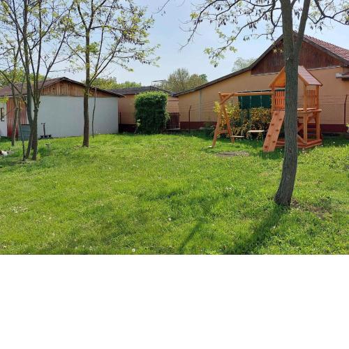 Holiday home in Poroszlo - Theiss-See 43133