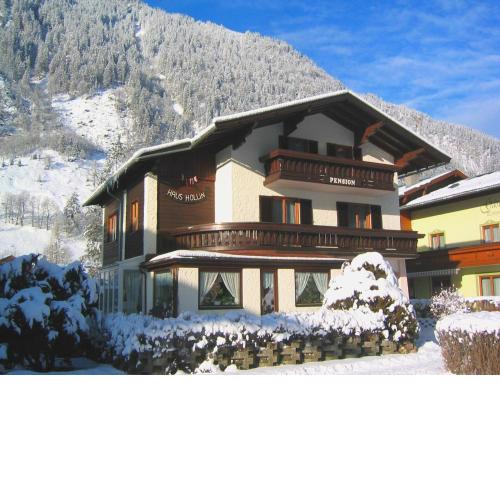 Holiday Home in Salzburg near Ski Area with Balcony