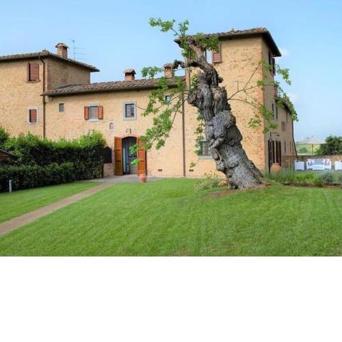 Holiday Home in Tavarnelle Val di Pesa with Swimming Pool