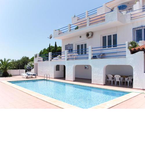 Holiday Home Karina - PEA113