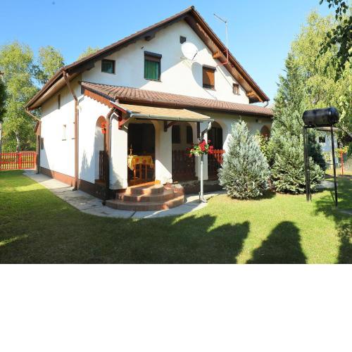 Holiday Home Liana 3
