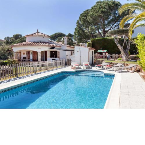 Holiday Home Mas Companys