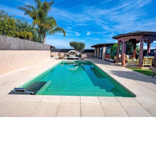 Holiday Home Masia Blanca