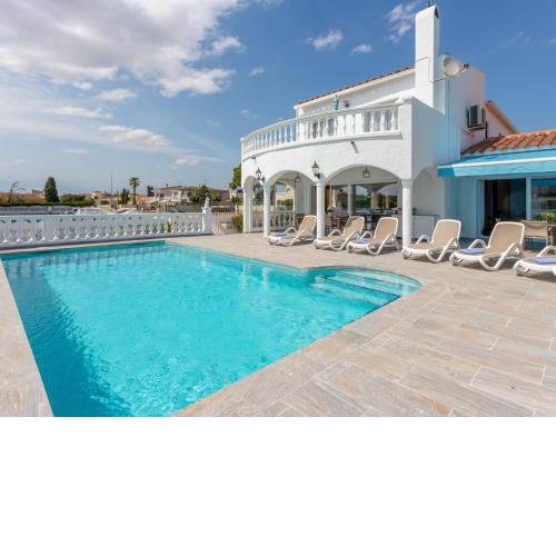 Holiday Home Peni