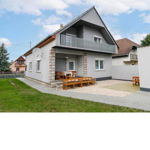 Holiday Home Pioneer