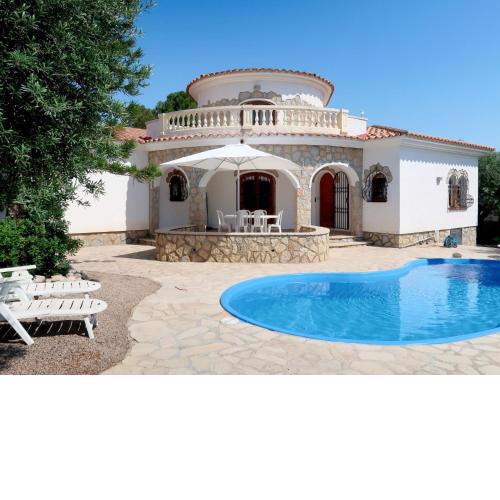 Holiday Home Rose - MPL310