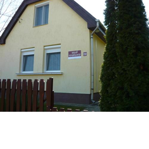 Holiday home Sellő Vendégház