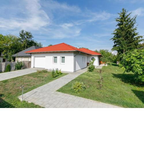 Holiday Home Sunstreet