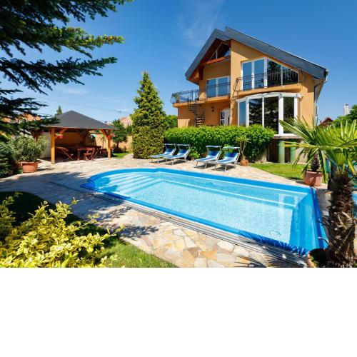 Holiday Home Szabo