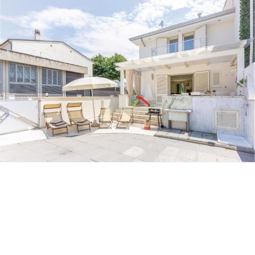 Holiday home Torre del Lago -LU- 33