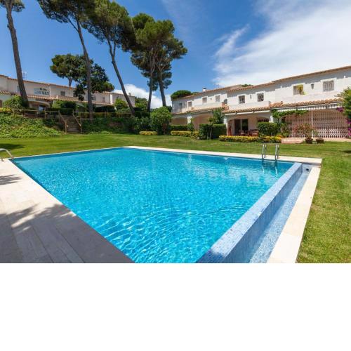 Holiday Home Trebol Purpura - PAL235