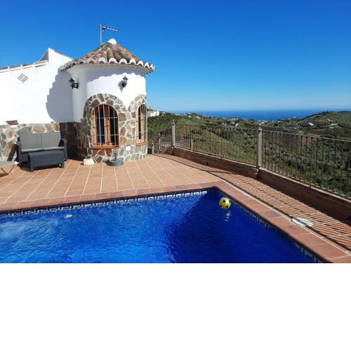 Holiday Home Tres Palmeras - FRG131