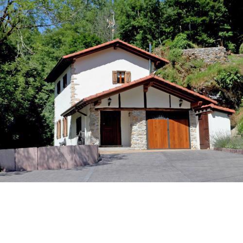 Holiday Home Uxaneko-errota